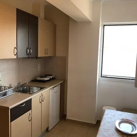 Lazos Olympiakí Aktí